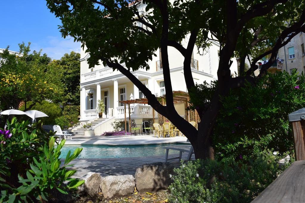Armenonville Nice Bagian luar foto