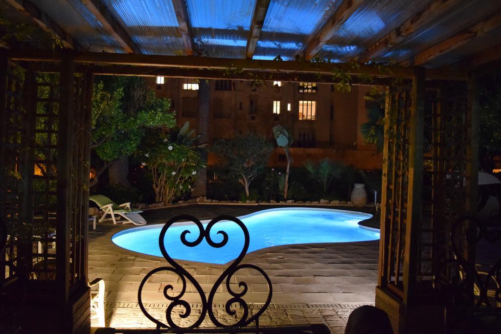 Armenonville Nice Bagian luar foto