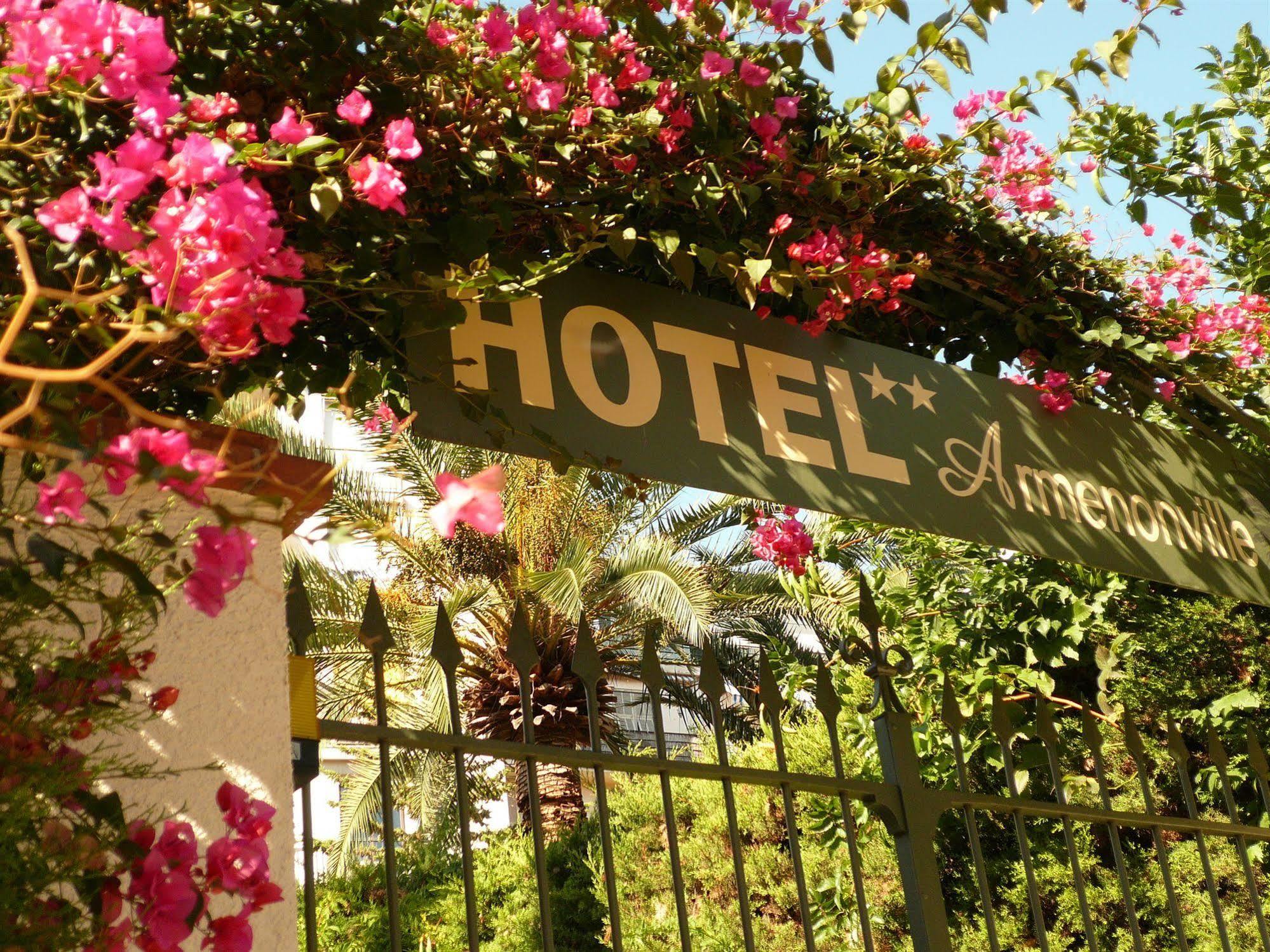 Armenonville Nice Bagian luar foto