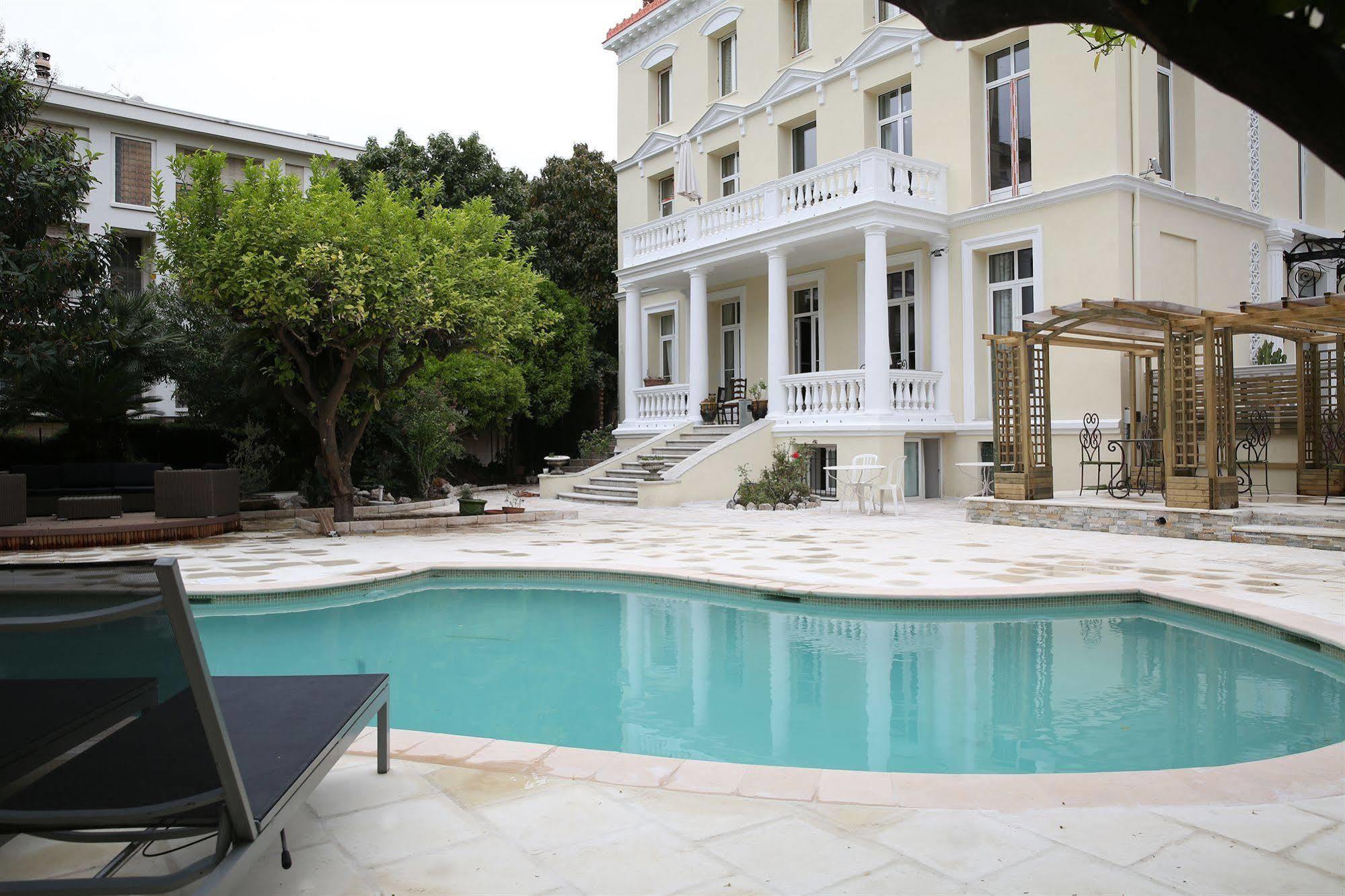 Armenonville Nice Bagian luar foto
